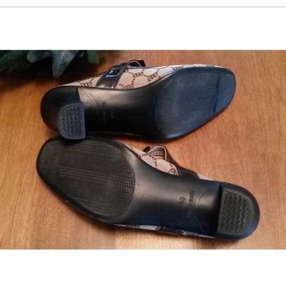 NEW MULE SHOES SIZE 8 - Picture 6 of 7